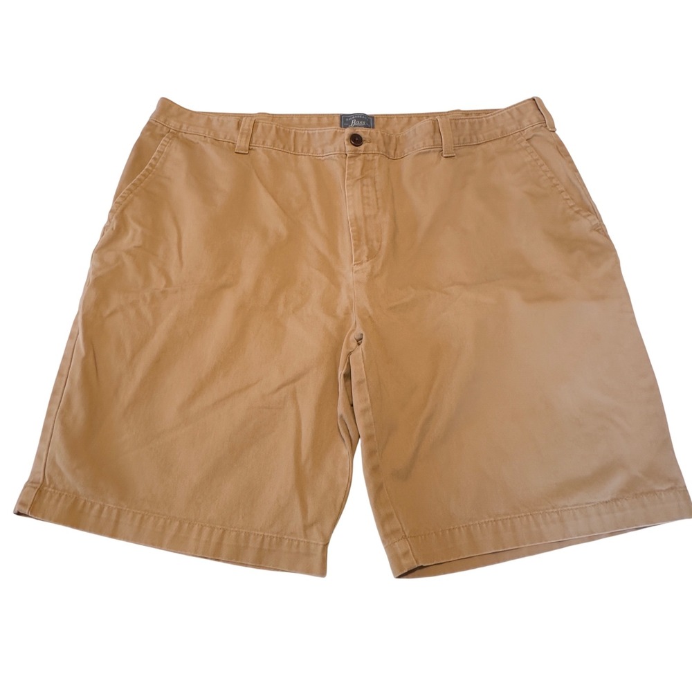 GH Bass & Co Mens 42 Khaki Tan Chino Shorts 100% Cotton Flat Front Twill Casual